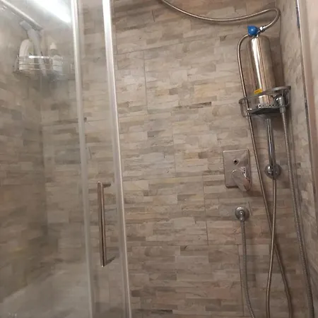 Domus Next Campo De'fiori With Thermal Shower Apartment