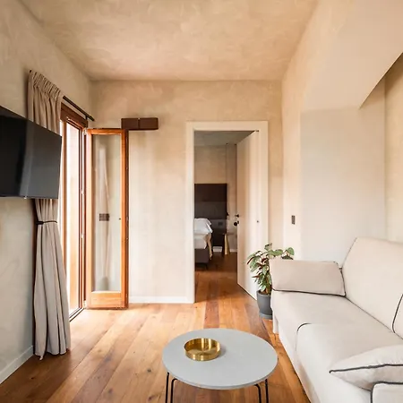 Residenza Leutari * Rome