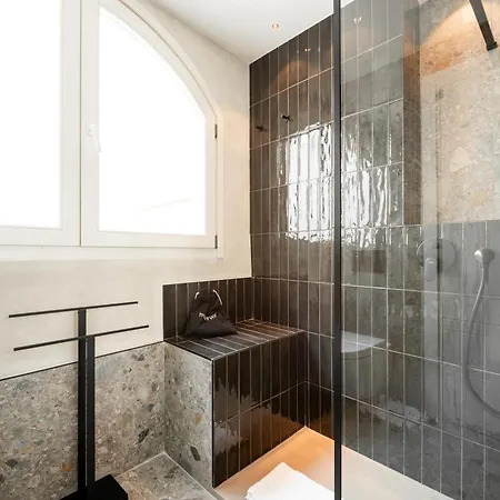 Guest house Residenza Leutari