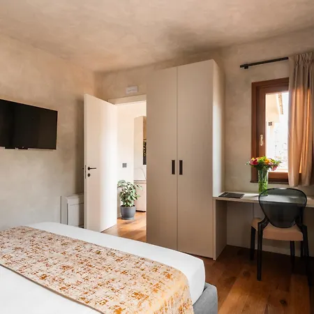 Guest house Residenza Leutari Rome