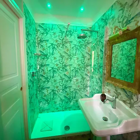 Queen Of Luxury Guest house *