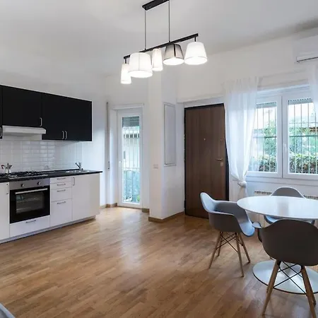 Apartment Flamilla Next To Vatican Museums *