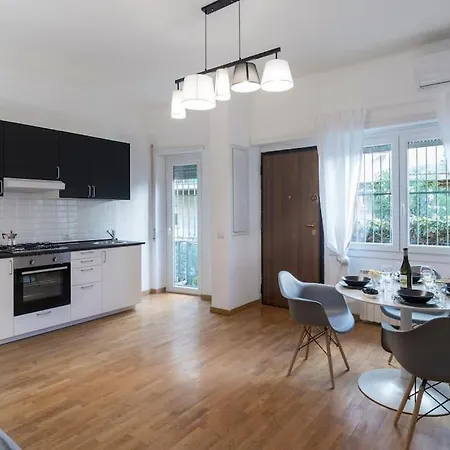 Apartment Flamilla Next To Vatican Museums