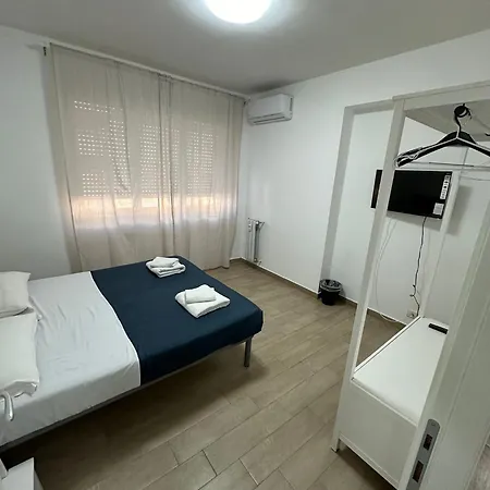 公寓 Rhome Tiburtina *