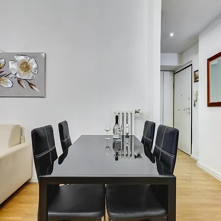 Vivilo Collection - Statonia Design Apartment *