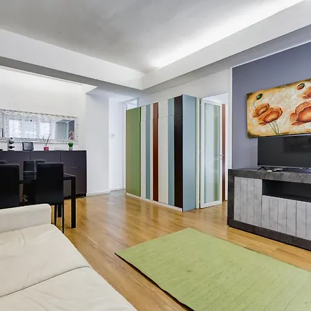 Vivilo Collection - Statonia Design Apartment *