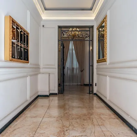 Decimo Meridio- At Spanish Steps- Guest house *