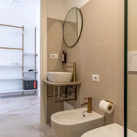 Guest house Decimo Meridio- At Spanish Steps- *