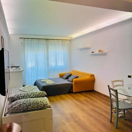 Apartamento Casa Al Vaticano Di Fronte La Fermata Metro Cipro *