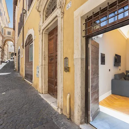 Luxury Trevi * Rome