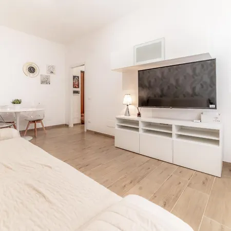Appartamento Mary Flat- Metro Garbatella - Wi-fi Roma