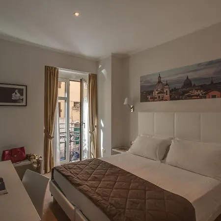 Piazza Di Spagna Comfort 3*