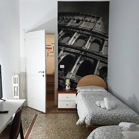 Casa de hóspedes Lo Sguardo Sui Re