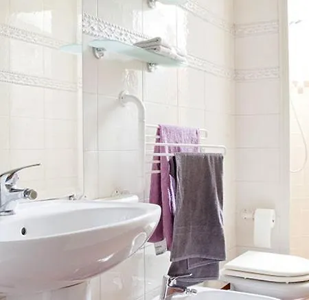 Kamchu Apartments: Ada * Roma