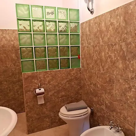 Affittacamere Borgo Dei Centurione *
