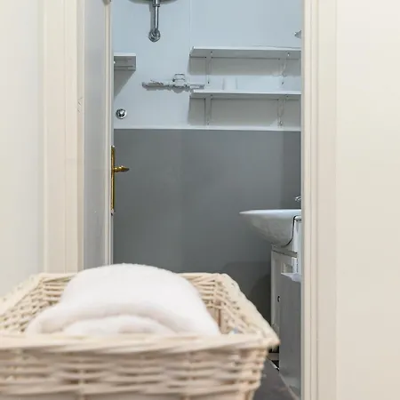 Casa Vacanze Mantegazza * Roma