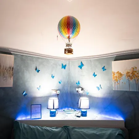 Interno 6 Homestay Rome