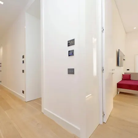 Domus Aurea Luxury Pensión