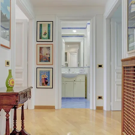 Apartment Colosseo Family Art 3bdr - And Rome