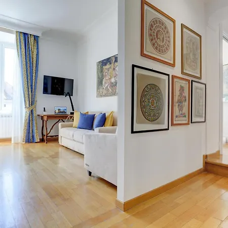 Colosseo Family Art 3bdr - And Apartment Rome