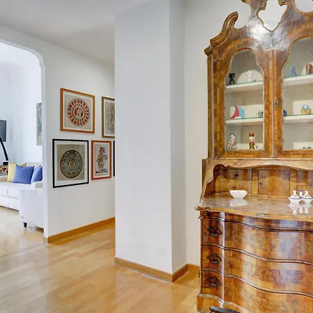 Apartment Colosseo Family Art 3bdr - And *