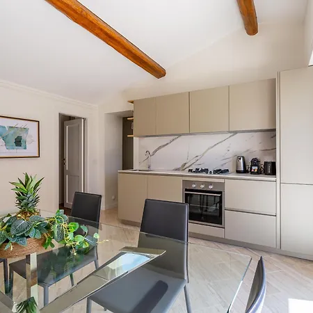 Iflat Luxury Penthouse Near Trevi Fountain Appartamento