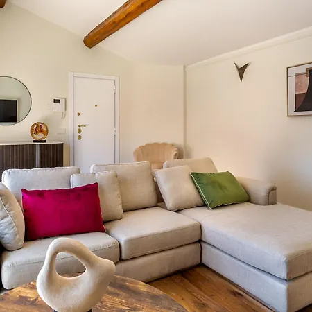 Iflat Luxury Penthouse Near Trevi Fountain Appartamento *