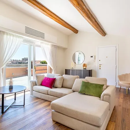Iflat Luxury Penthouse Near Trevi Fountain Appartamento Roma