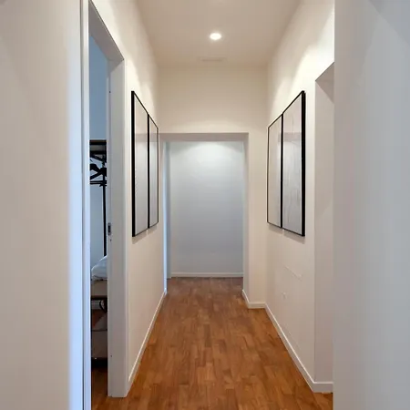 Colosseo Flats And Penthouse Apartment