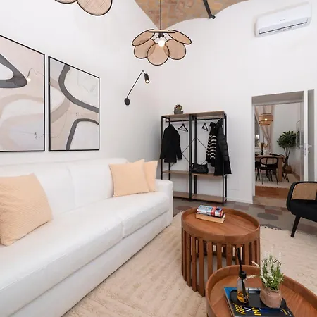 Colosseo Flats And Penthouse Apartment Rome