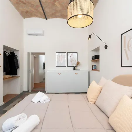 Colosseo Flats And Penthouse Apartment