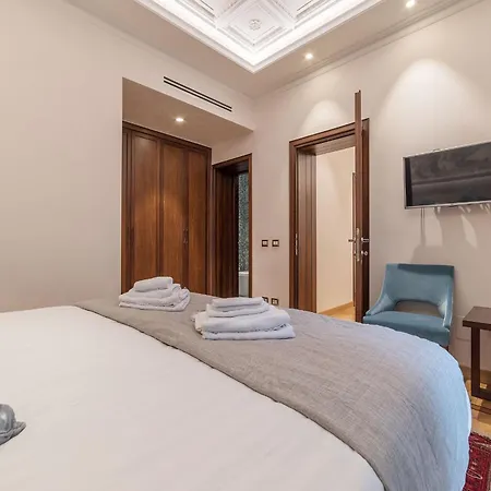 900 Veneto & Pinciana Apartment *