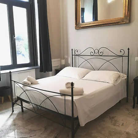 Trastevere Glasshouse 3* Roma