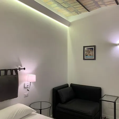 Luxury Near Colosseum Guest house