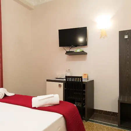 Anthony 47 Roma