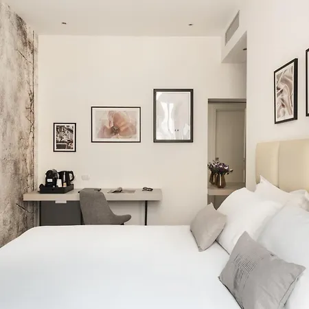 Hotel At 41 *