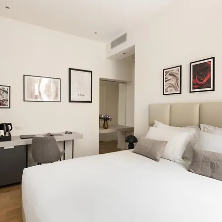 Hotel At 41