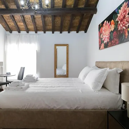 Italianway - Barberini Elegantia Apartment Rome