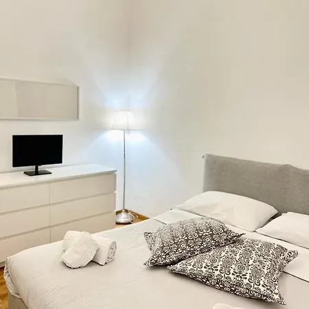 Glory House Vatican & Saint Peter Basilica Apartment *