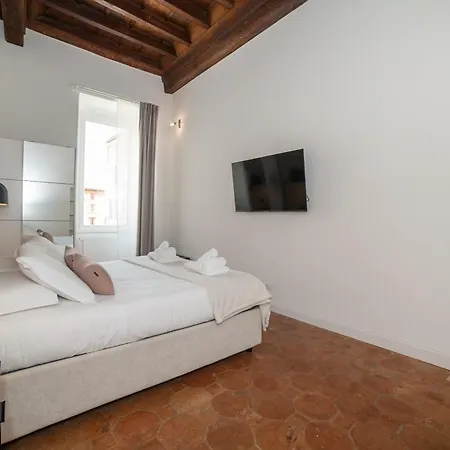 Campo De Fiori Apartment Rome