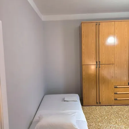 Апартаменты Bilocale In Via Degli Orti Variani Рим