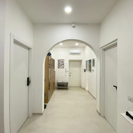 Casa Vittoria Homestay Rome