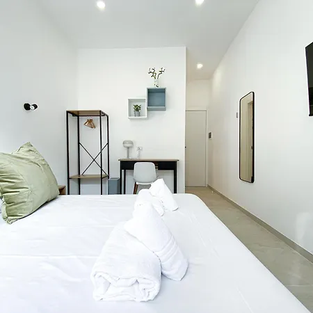 Casa Vittoria Homestay Rome