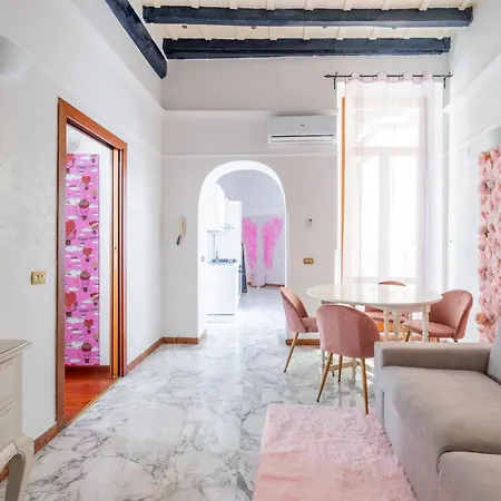 Apartment Maison Trevi Rome