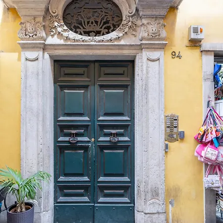 Maison Trevi Apartament *