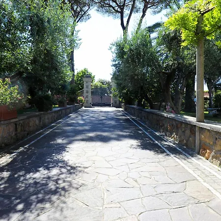 Villa Con Piscina