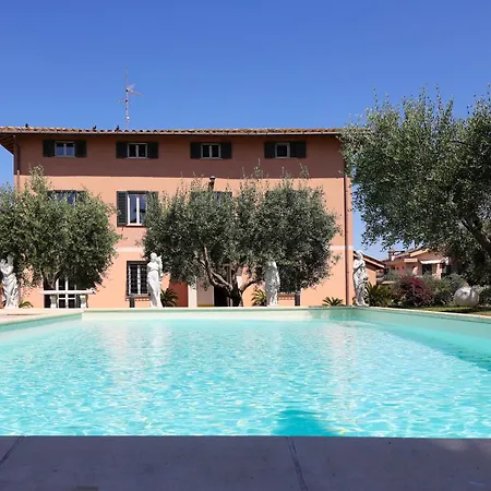 Villa Con Piscina *