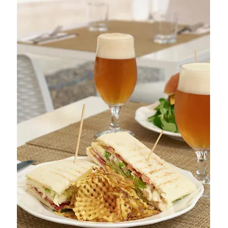 Golden Tulip Piram Hotel 4*