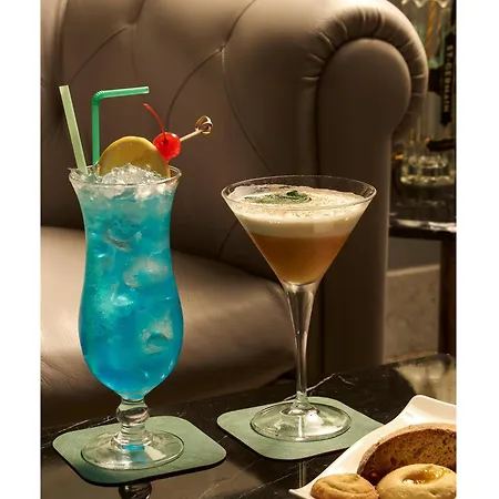 皮拉姆迎宾酒店 4*
