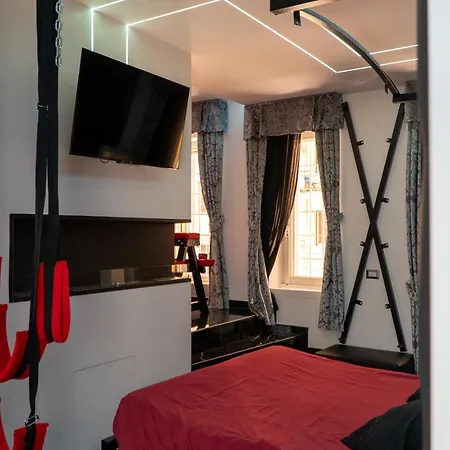 Luxury Bdsm Affittacamere *
